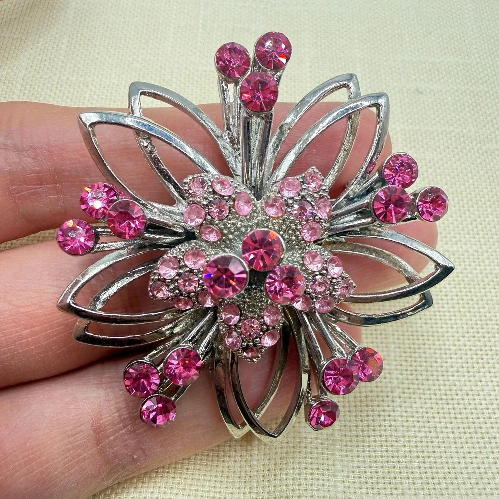 Vintage Retro Silver Tone Sparkling Pink Rhinestone Floral Brooch Pendant